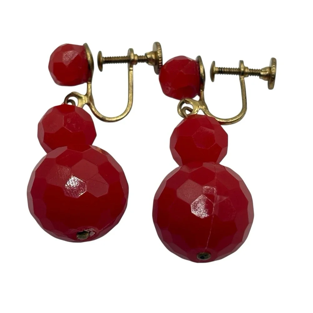 Cherry Red Faceted Bead Earrings Screw Back MCM Drop‎ Dangle VTG 50's Plastic